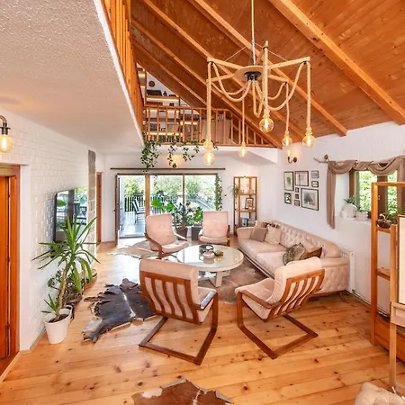 Four Seasons Casa Novi Sad Villa