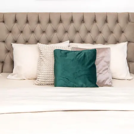 빌라 Four Seasons Casa Novi Sad *