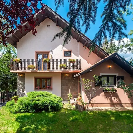 Four Seasons Casa Novi Sad Villa