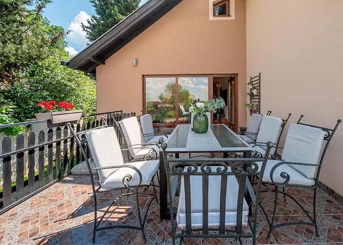 Four Seasons Casa Novi Sad Villa